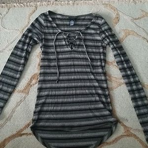 Long sleeved crisscross shirt